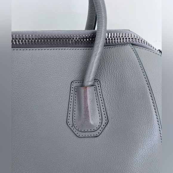 Givenchy medium Antigona in Grey with silver hardware - Picture 14 of 16